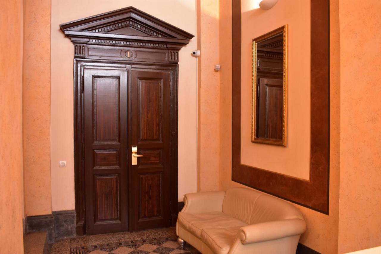 Apartment Vikroria - Hálkova 5 Praga Exterior foto